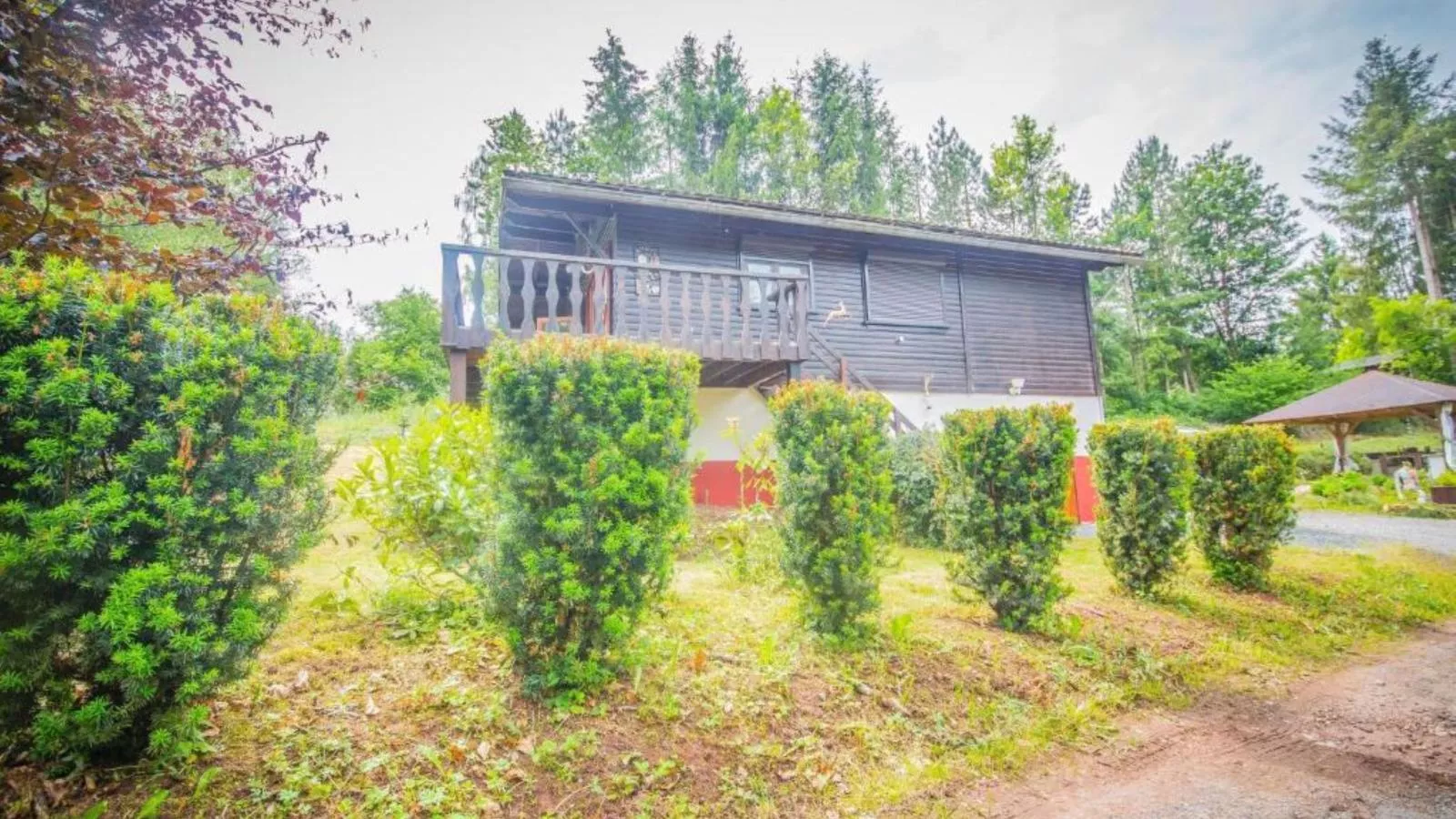 ChaLaise-Außenbereich Sommer