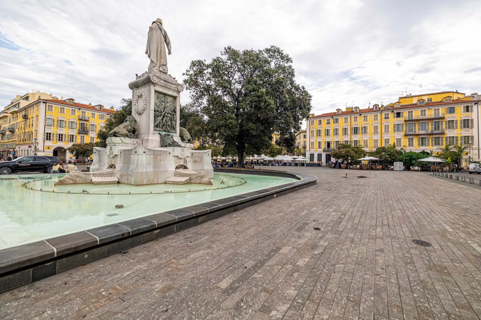 GF-11-GARIBALDI-101-Areas within 5km in summer