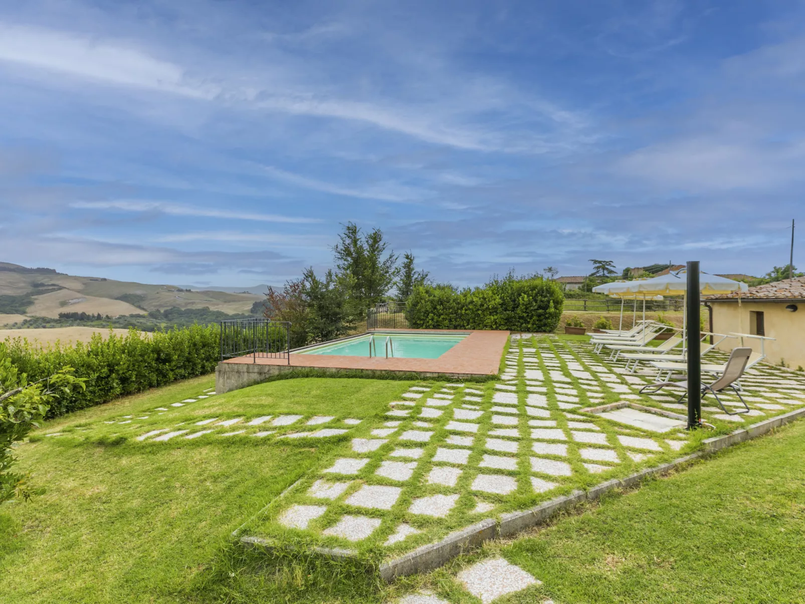 Villa Caggio-Outside
