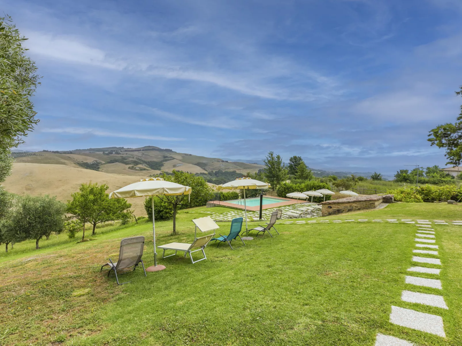 Villa Caggio-Outside
