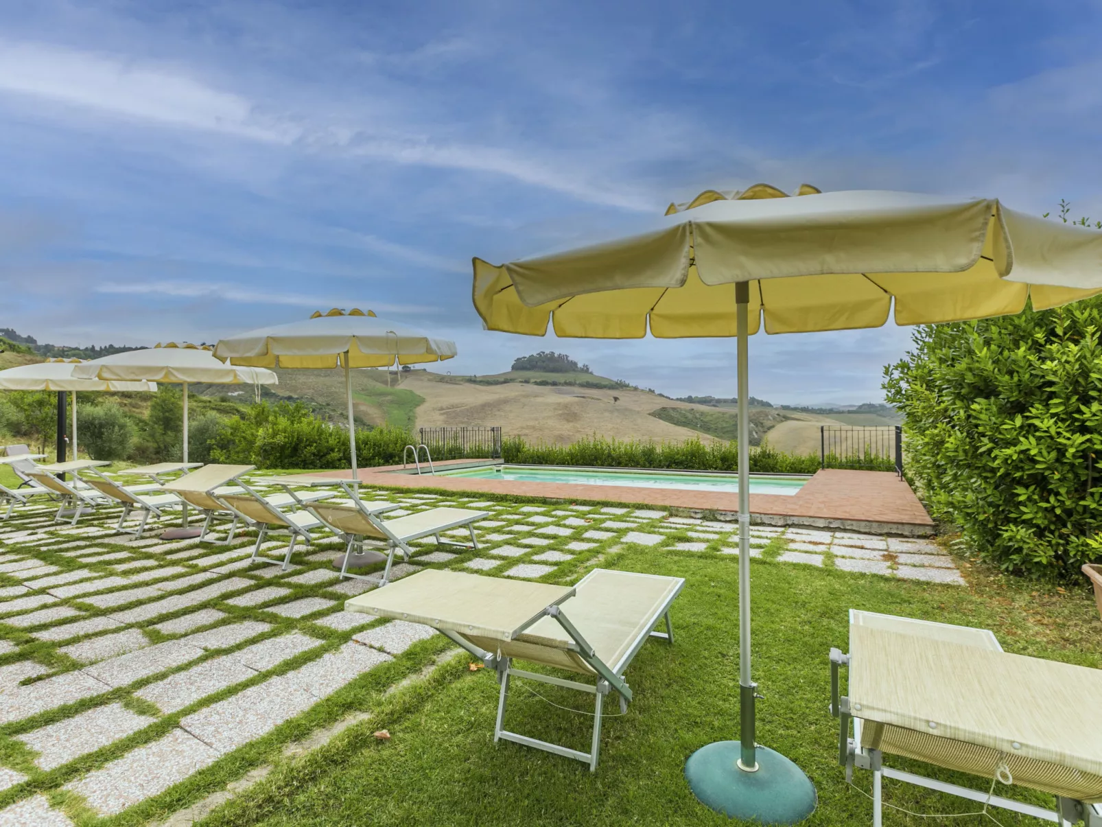 Villa Caggio-Outside