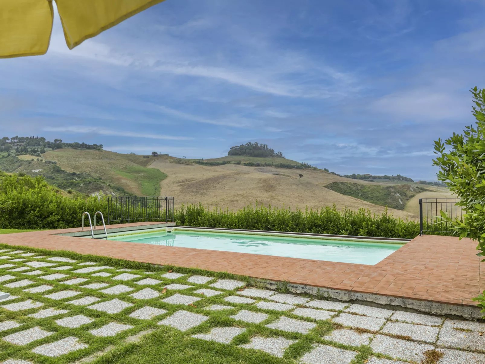 Villa Caggio-Outside