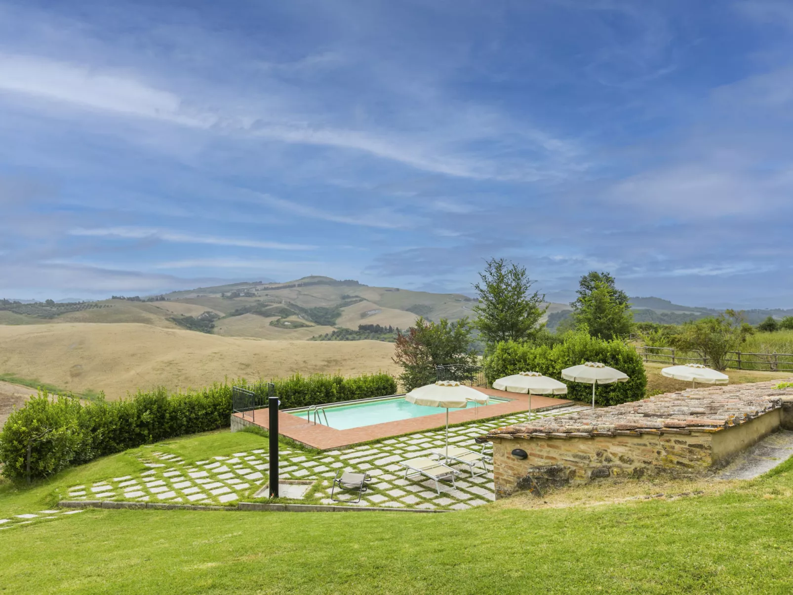 Villa Caggio-Outside