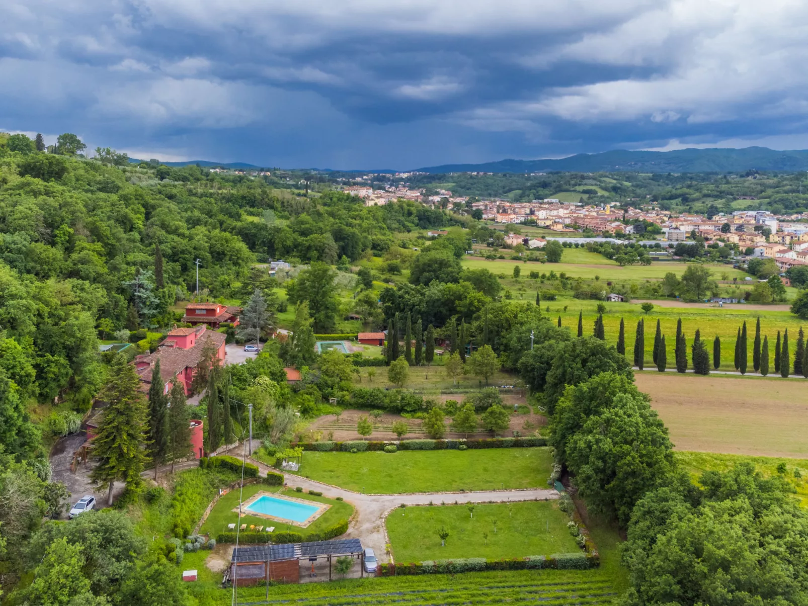 L'Orlo del Bosco-Outside