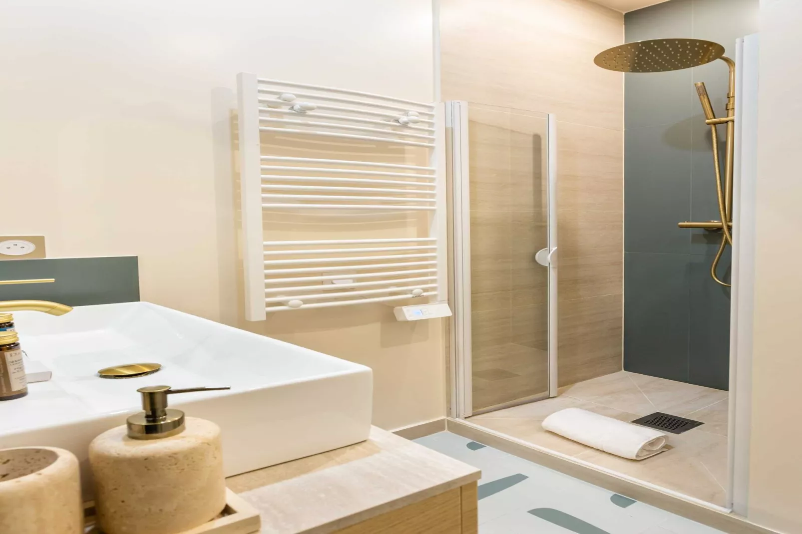 ES-7-RECULETTES-6-Nicht zugeordnet