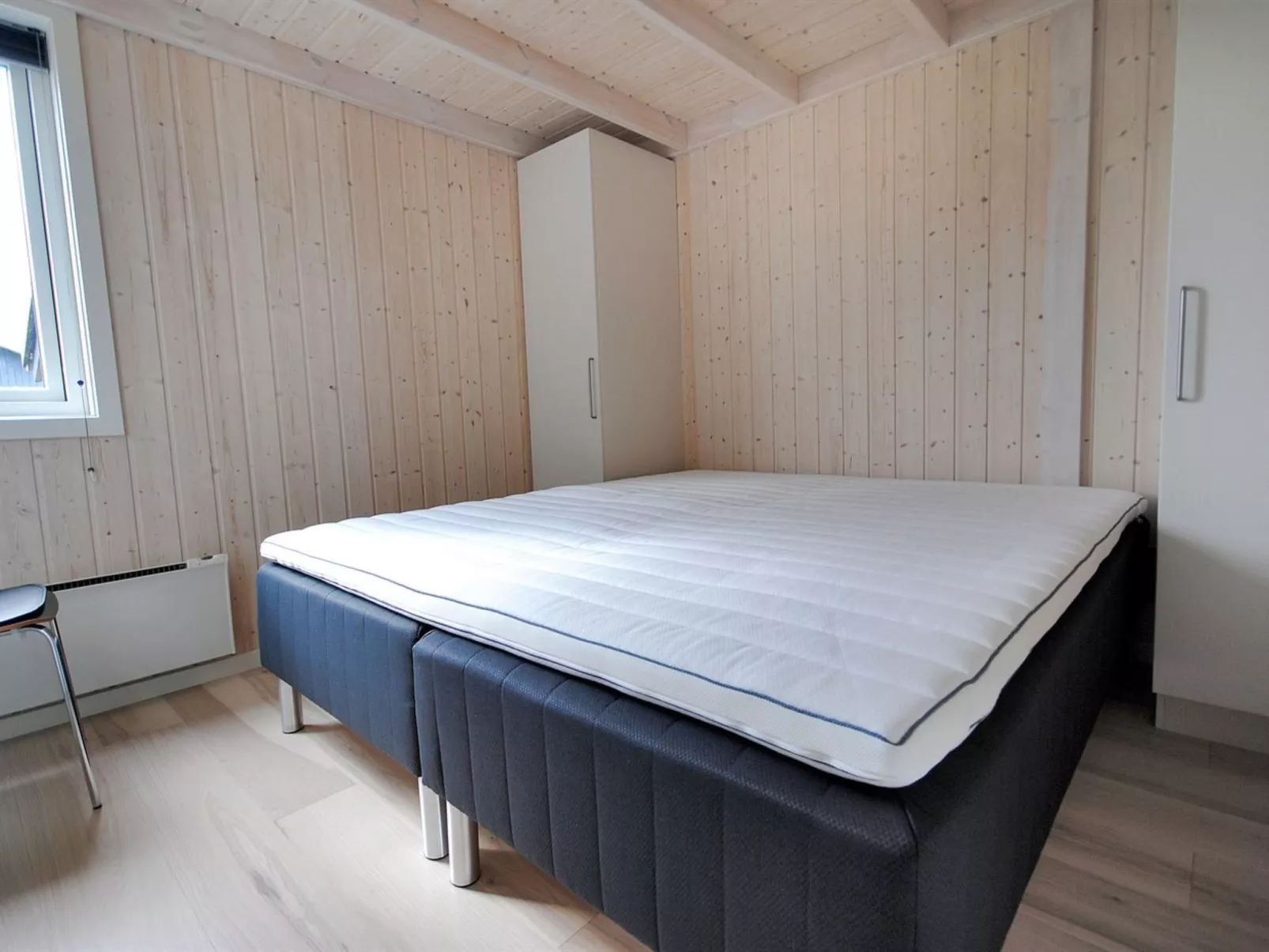 "Arisa" - 100m to the fjord-Inside