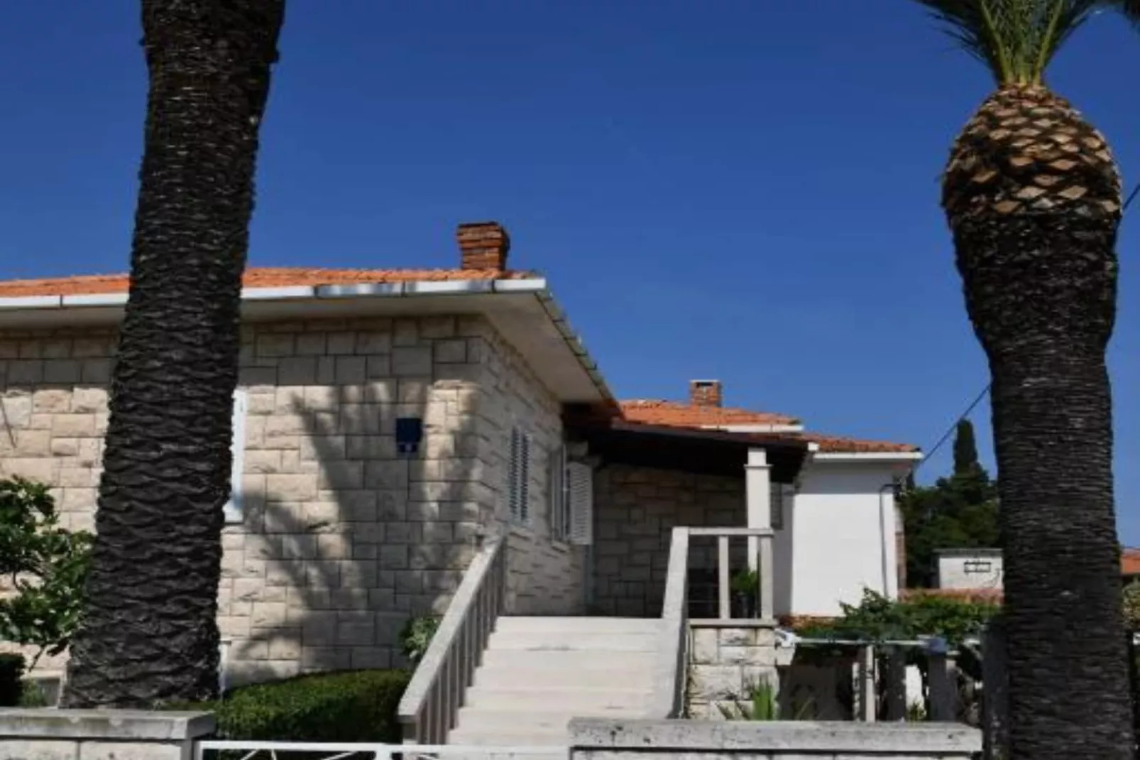 One Bedroom Apartment with Terrace and Garden View-Extérieur