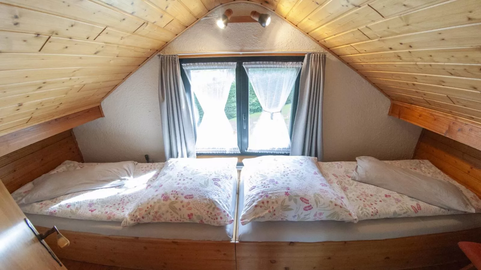 Das Haus am Wald-Schlafzimmer