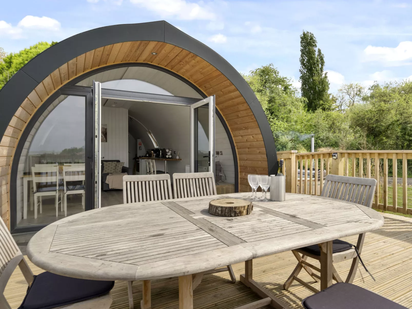 The Highland Camping Pod-Dehors