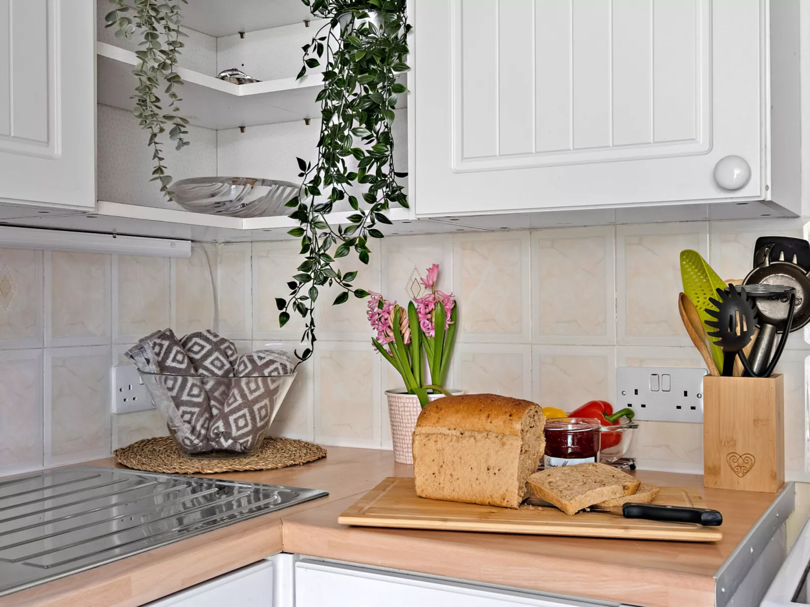 The Sea Cottage-Inside