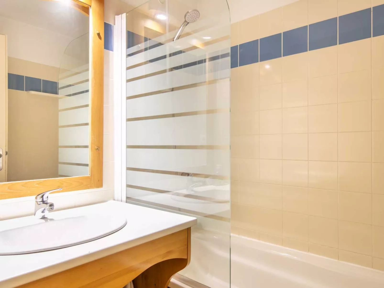 V du Bachat ASTERS A-Inside