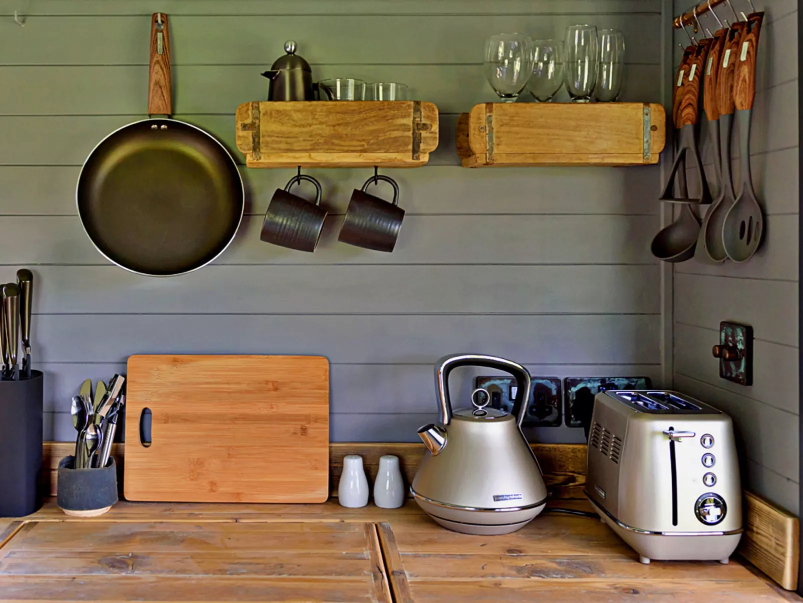 'Elen' Gypsy Hut-Dedans