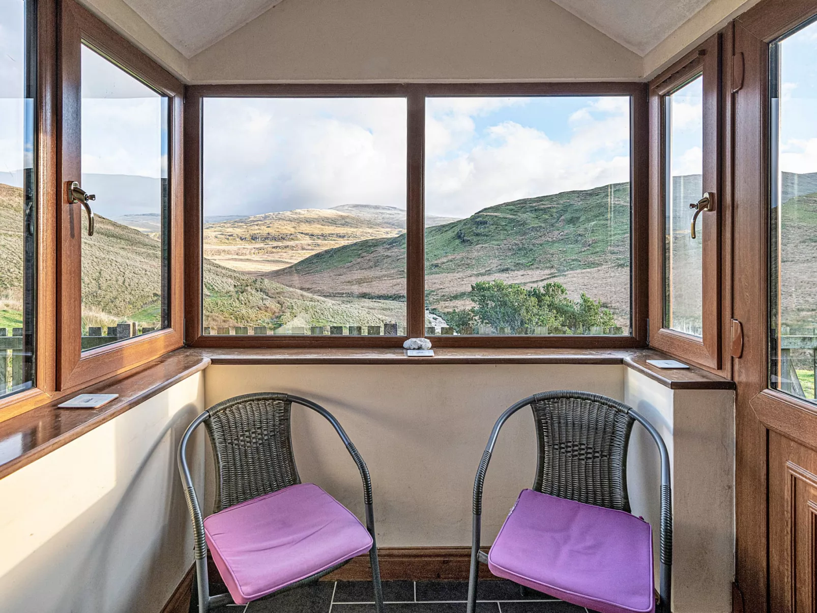 Llechwedd Mawr-Dehors