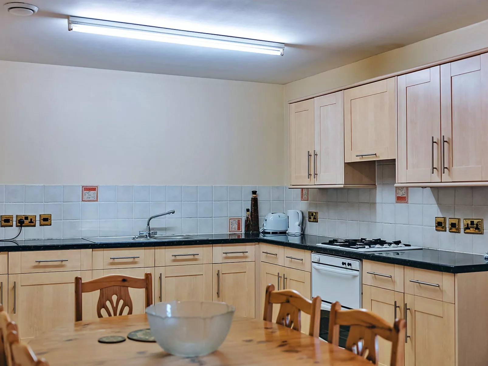 Netley Hall - Honeysuckle-Dedans