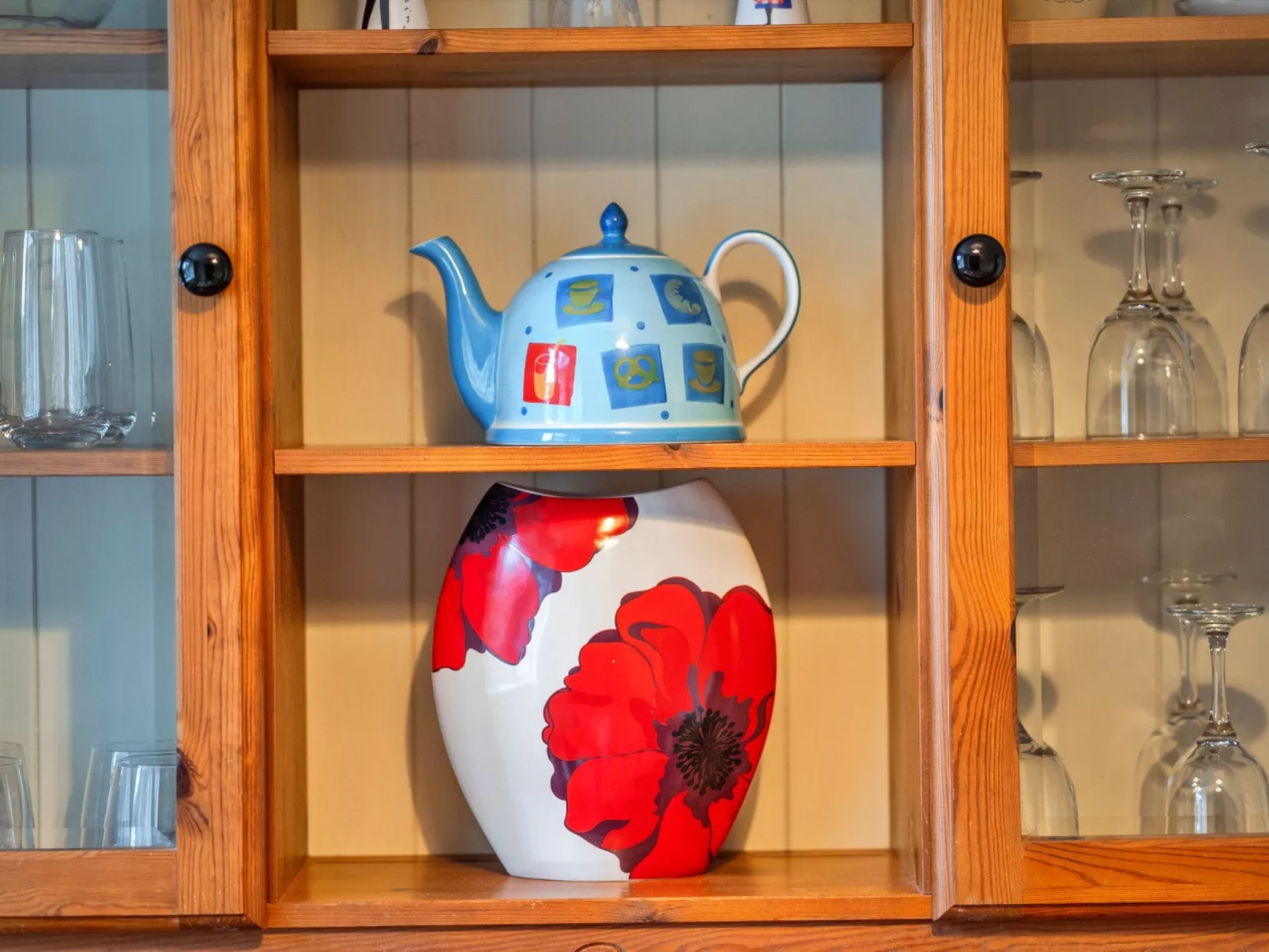 No.1 Gladys' Orchard-Drinnen