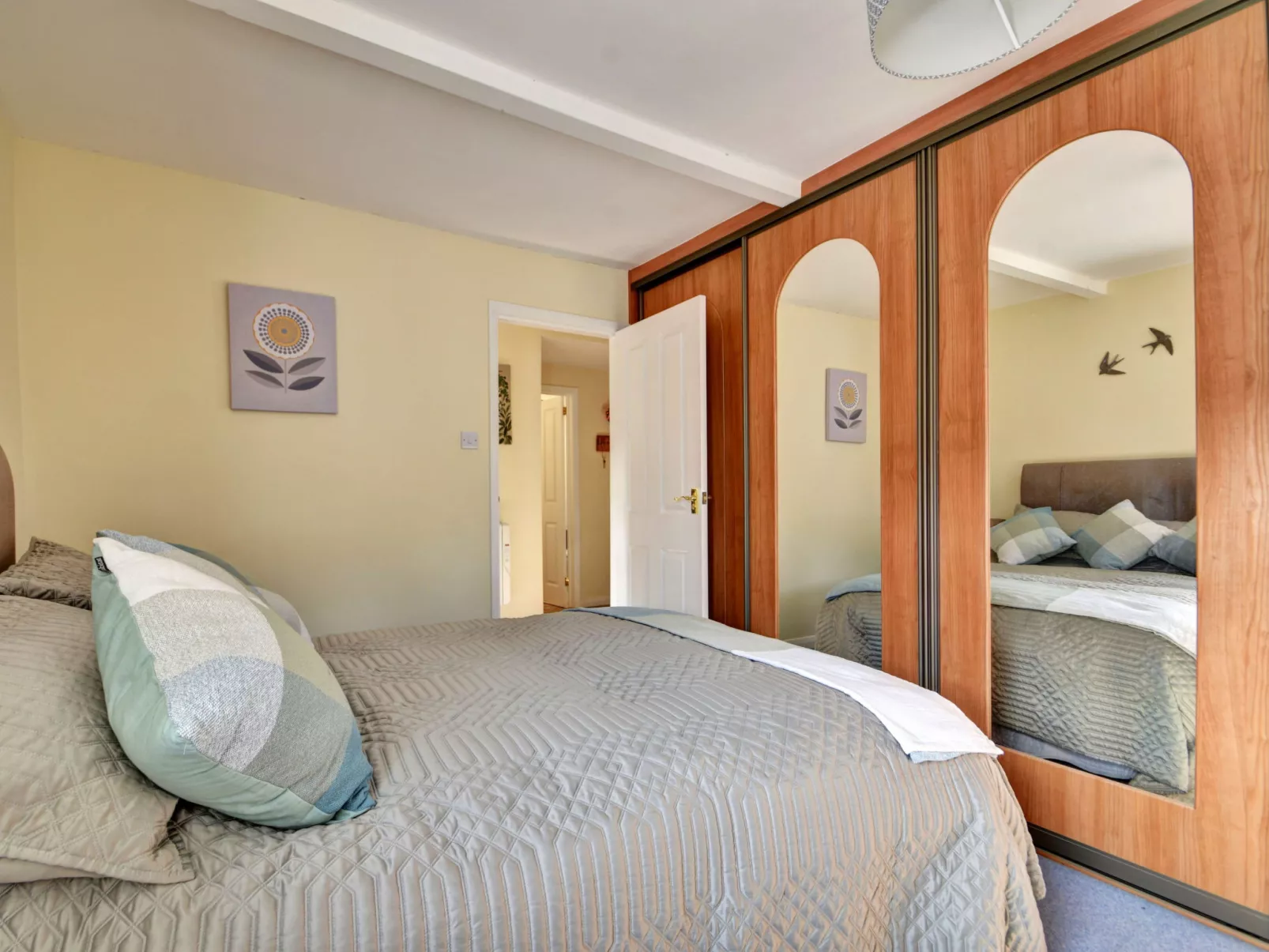 Dales Barn Top-Inside