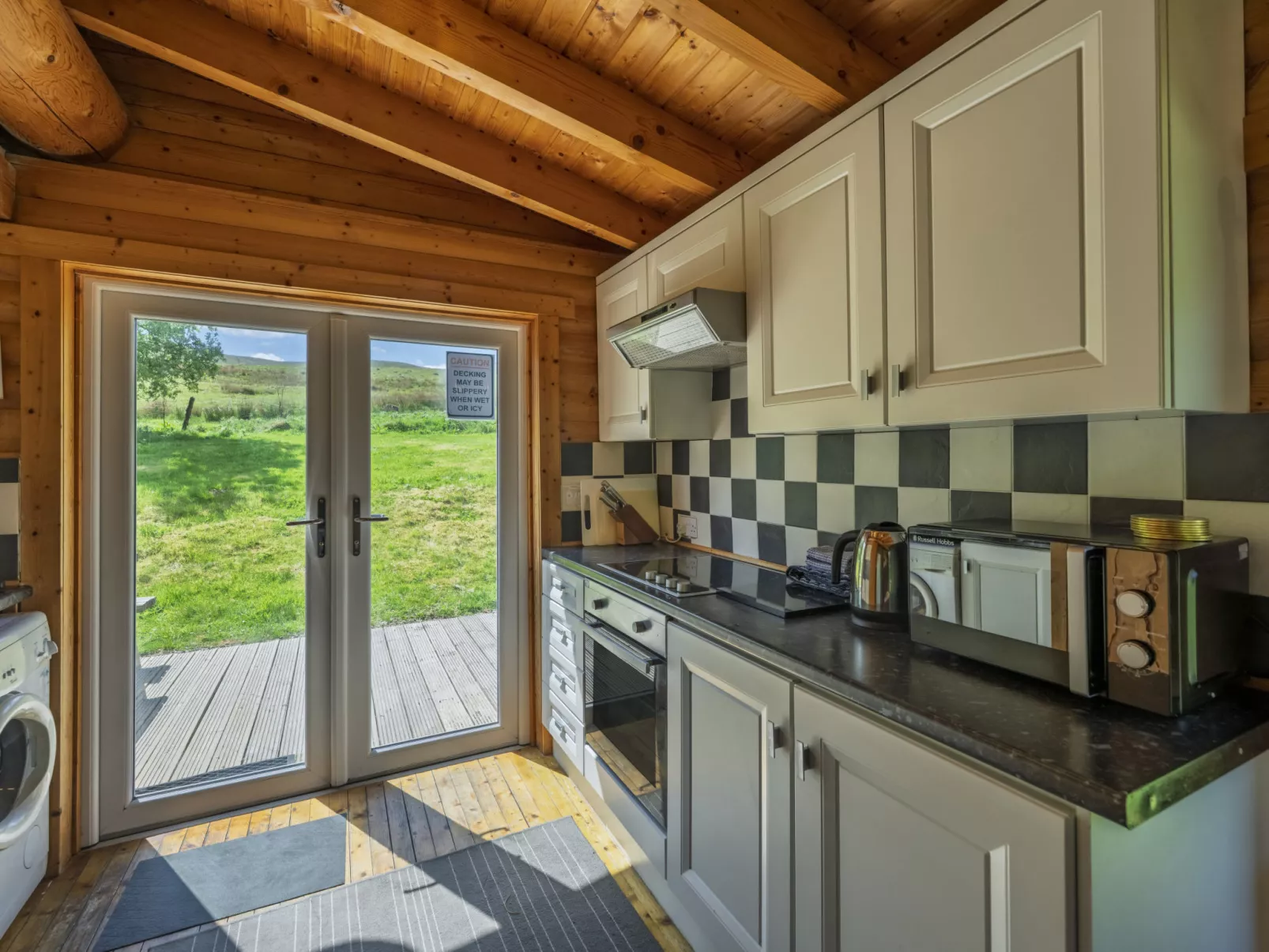 Cragdhu Log Cabin-Dedans