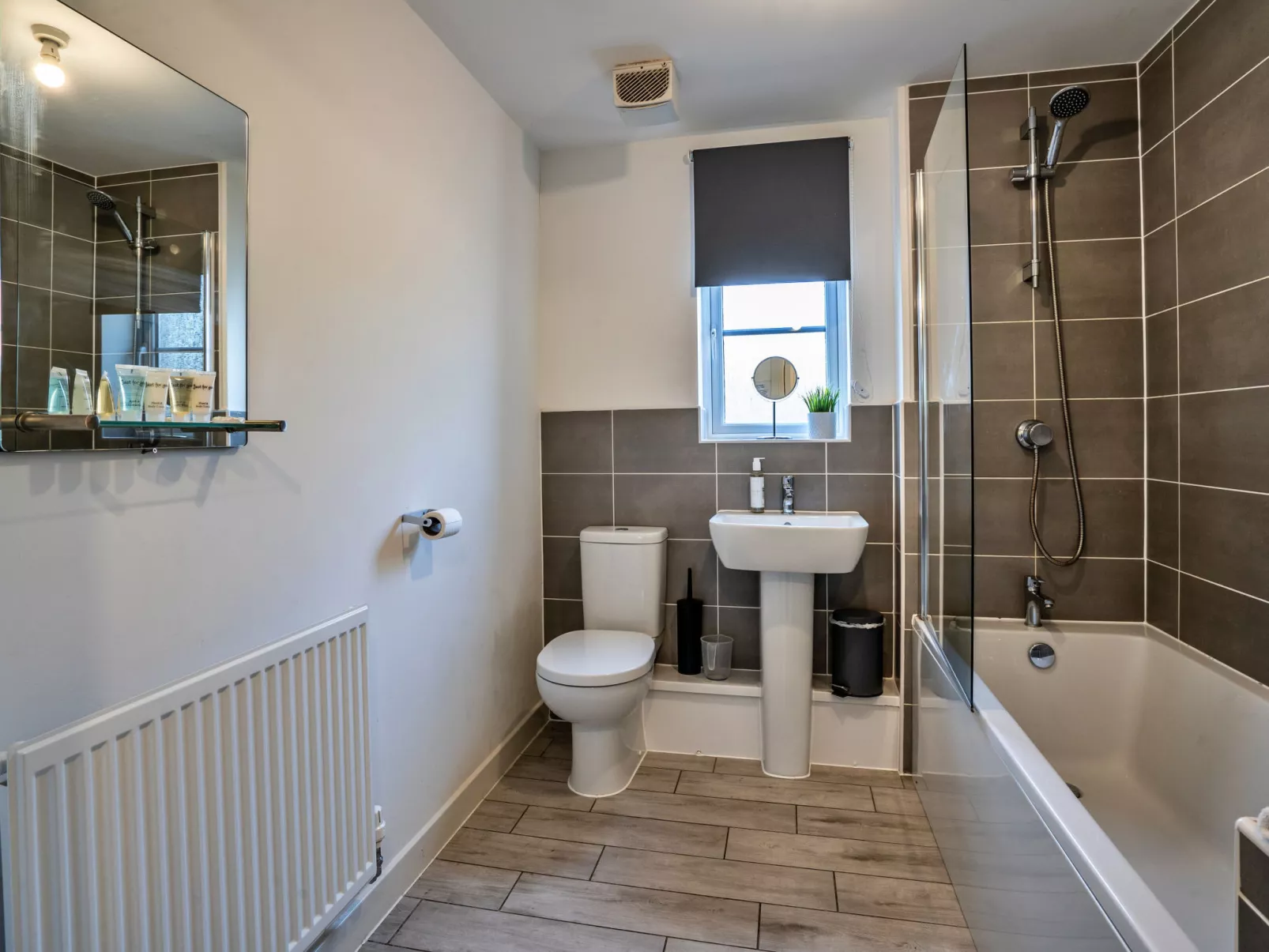 Aldridge Square-Dedans