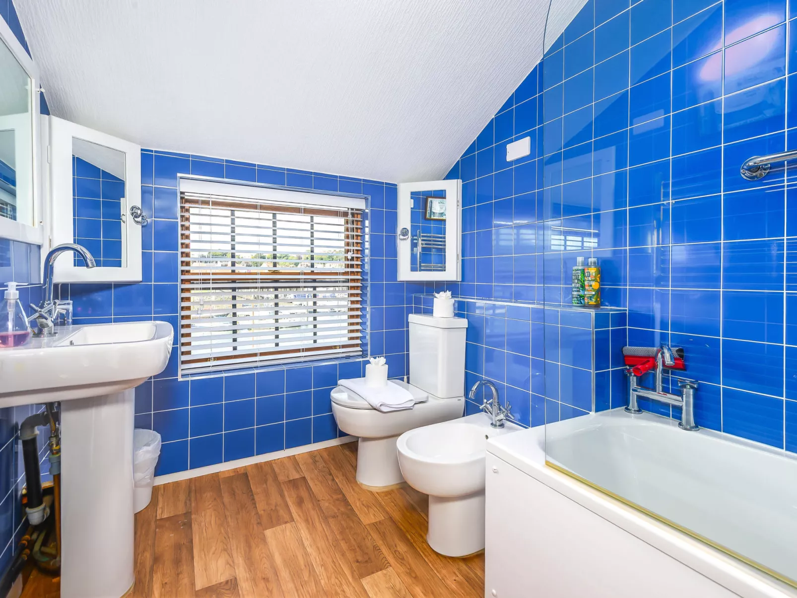 Ukulele Cottage-Drinnen