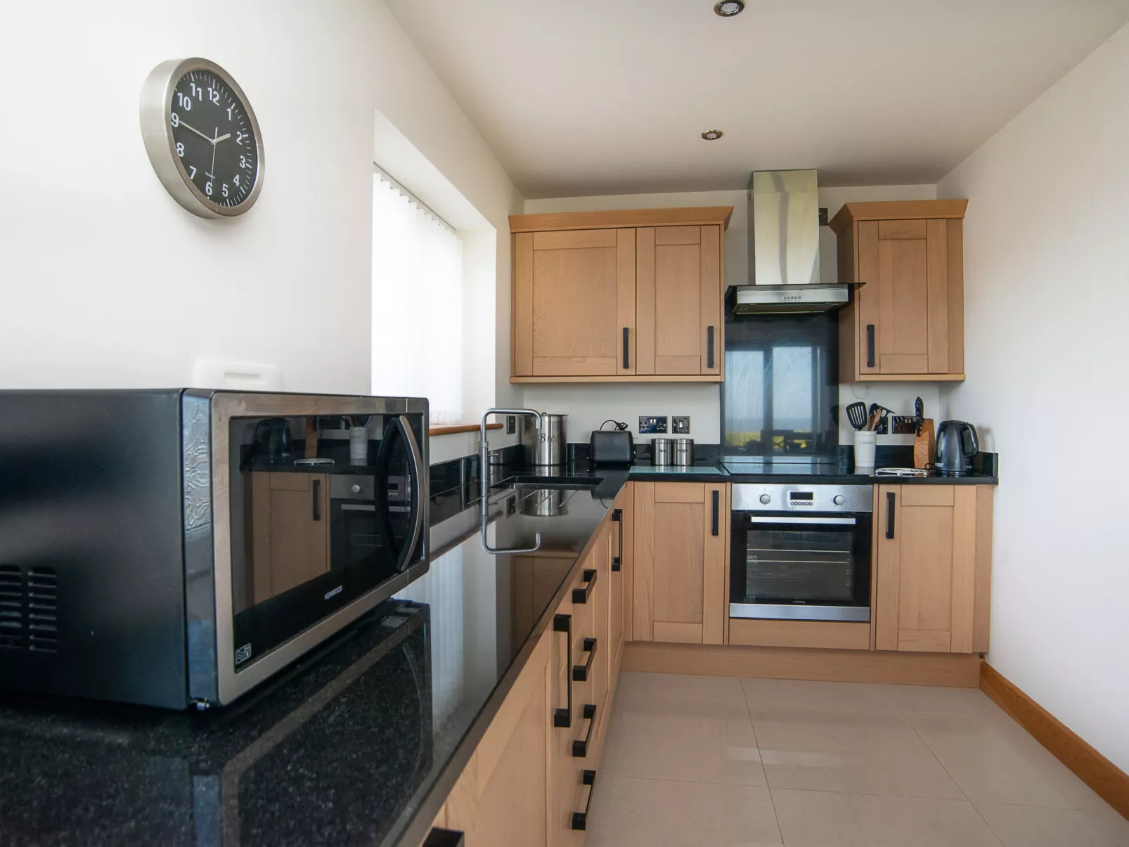 Picton Lodge - Sea Views-Dedans