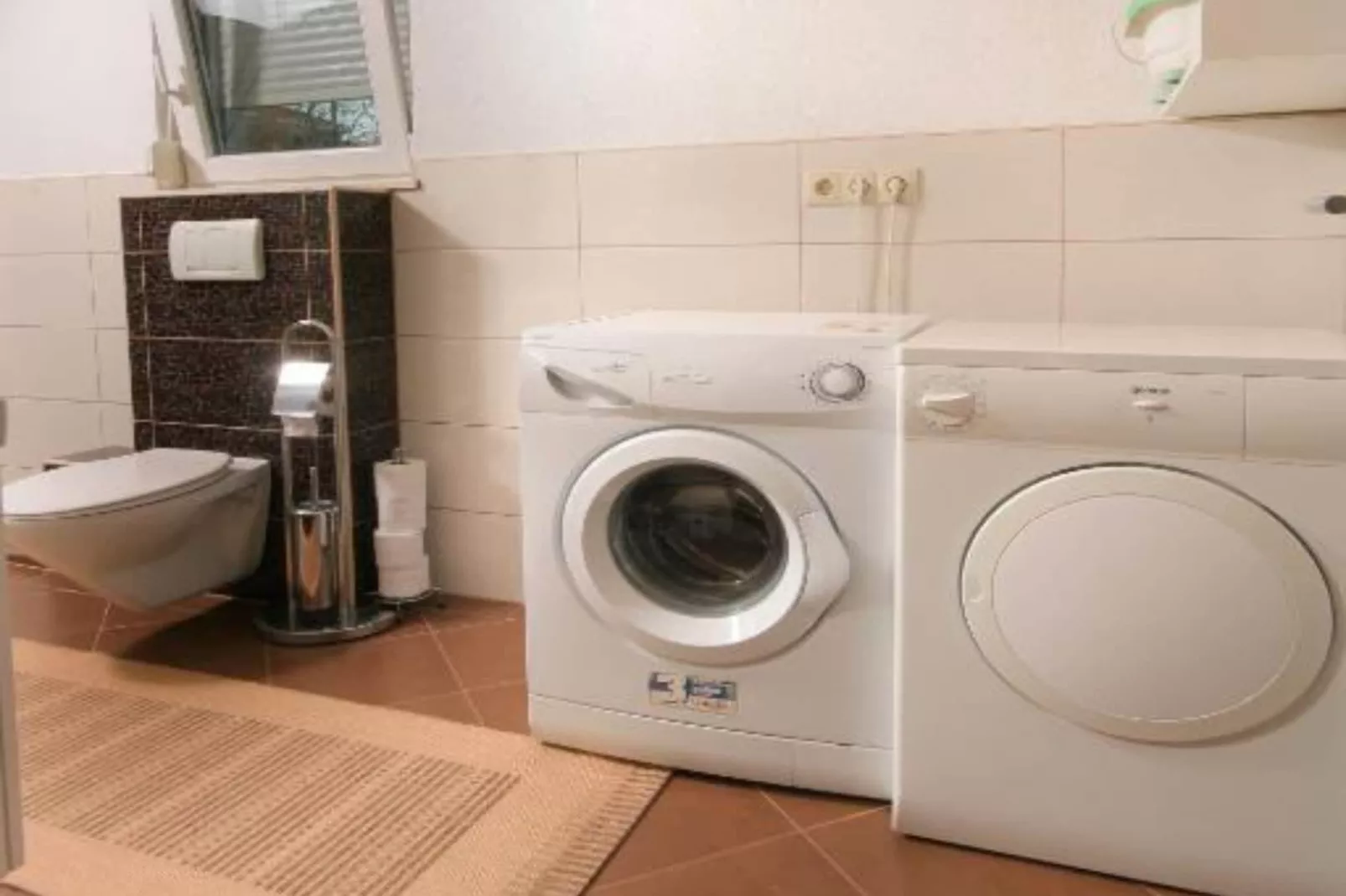 Apartment Libe with Sea View Trogir - Two Bedroom Apartment with Balcony-Bathroom