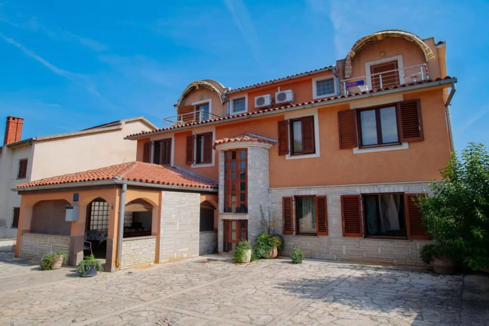 Apartments Manda - One Bedroom Apartment With Terrace (A4)-Outdoor