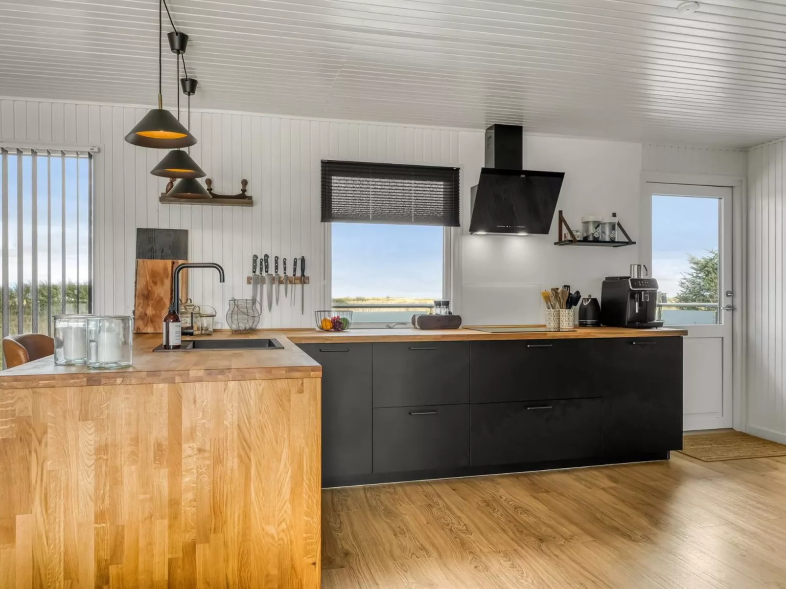 "Sarika" - 500m from the sea-Inside