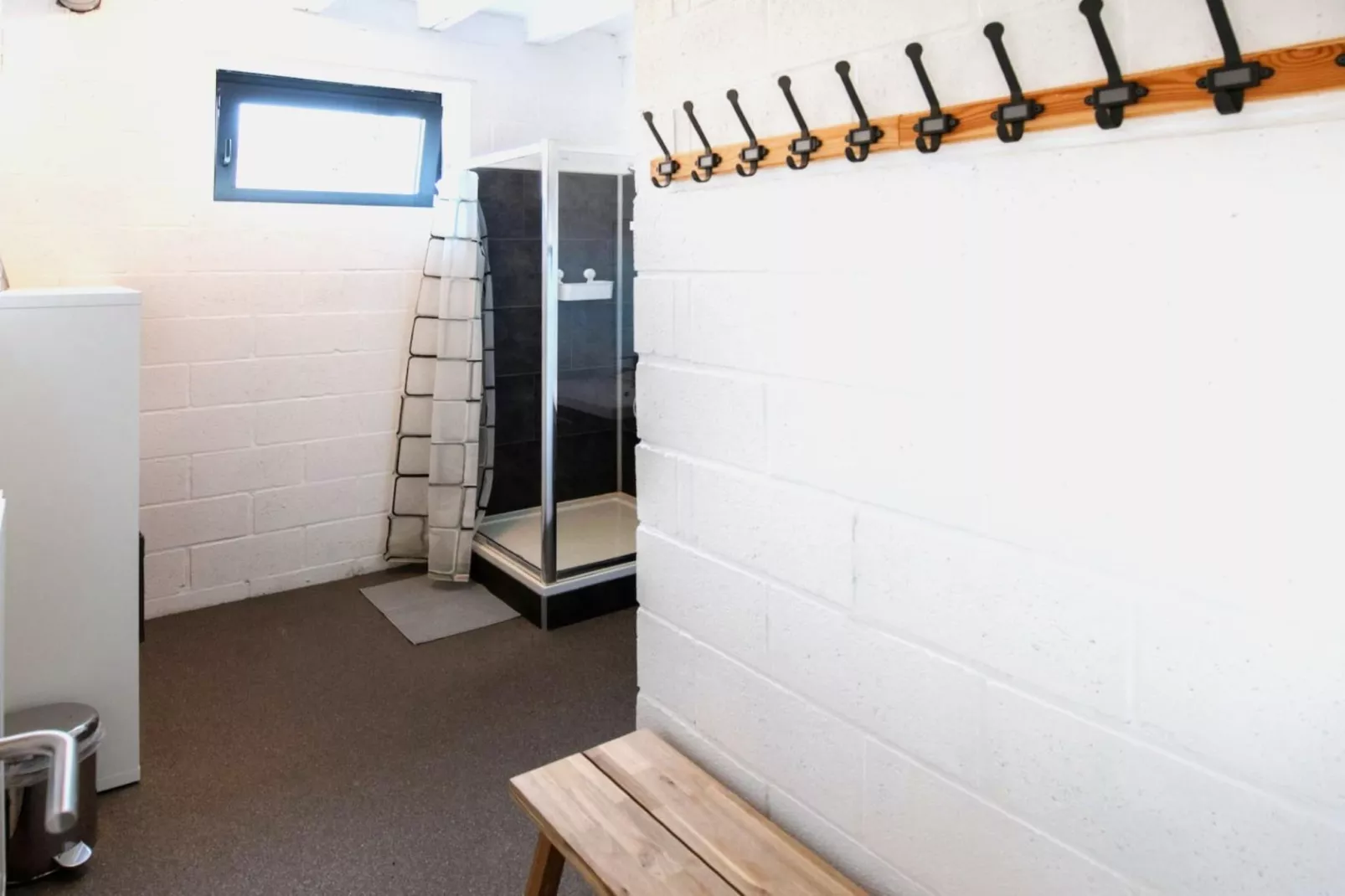 Huis van de raaf-Badezimmer