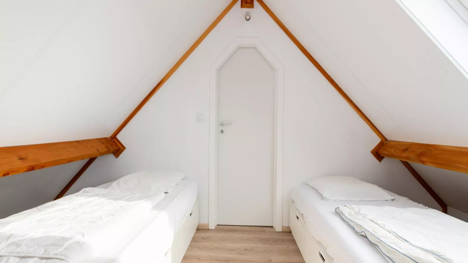 Westhinder I H81-Bedroom