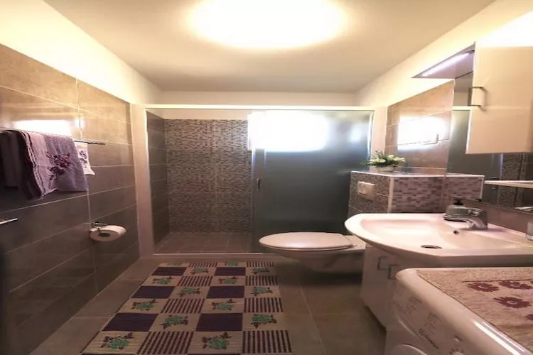 Apartments Clementina Sunrise-Two Bedroom Apartment with Terrace and Sea View (BIG)-Bathroom