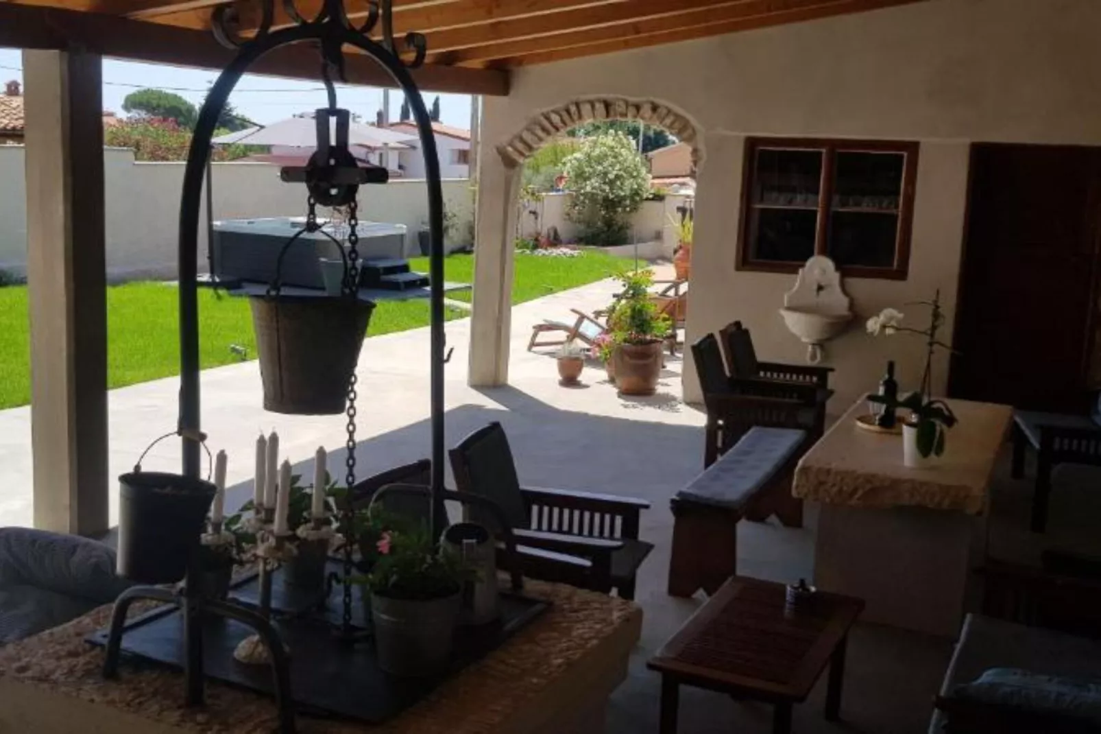 Superior one bedroom apartment ( First floor)-(A1)-Extérieur