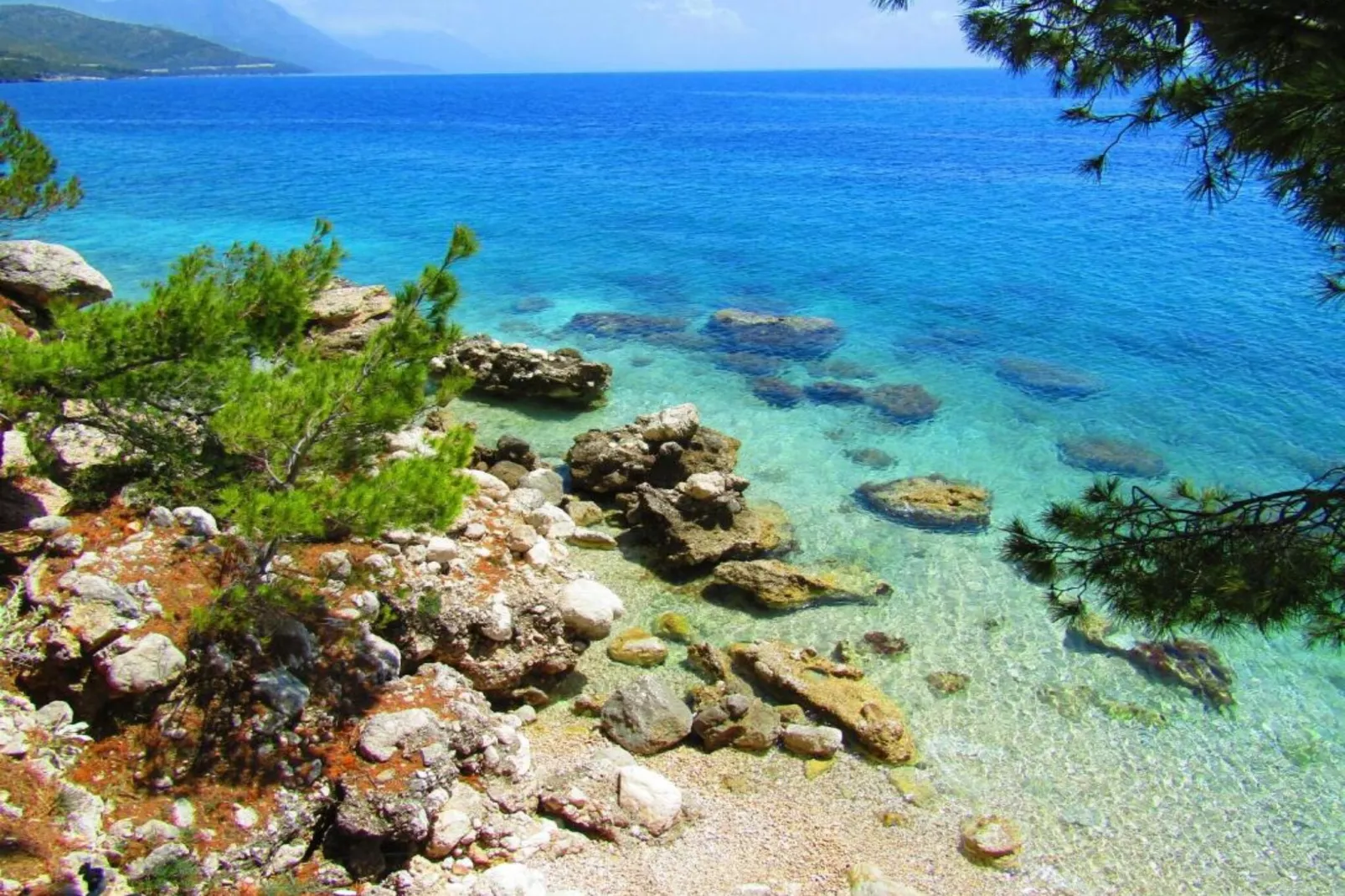 Hotel Pansion Villa Antonio - Two Bedroom Suite with Balcony and Garden View 17-Ambiance