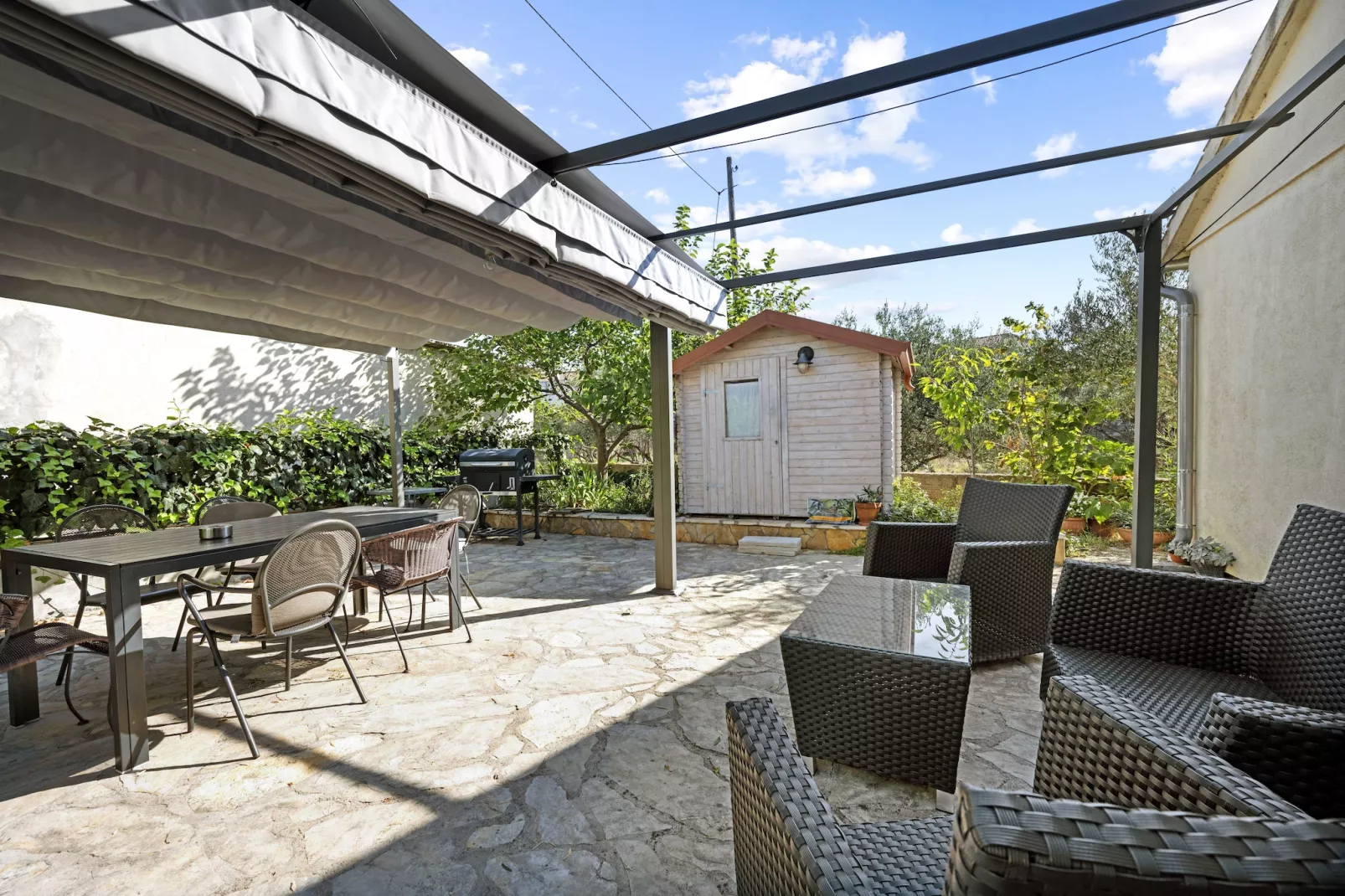 One-Bedroom Apartment With Pool-Extérieur