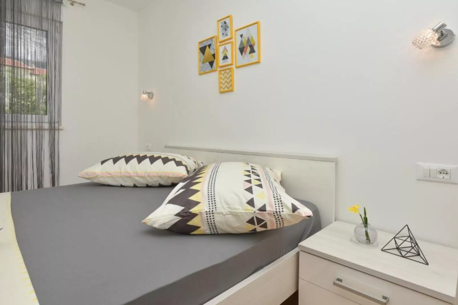 Apartment Hani 1 - One Bedroom Apartment With Balcony And Sea View-Bedroom