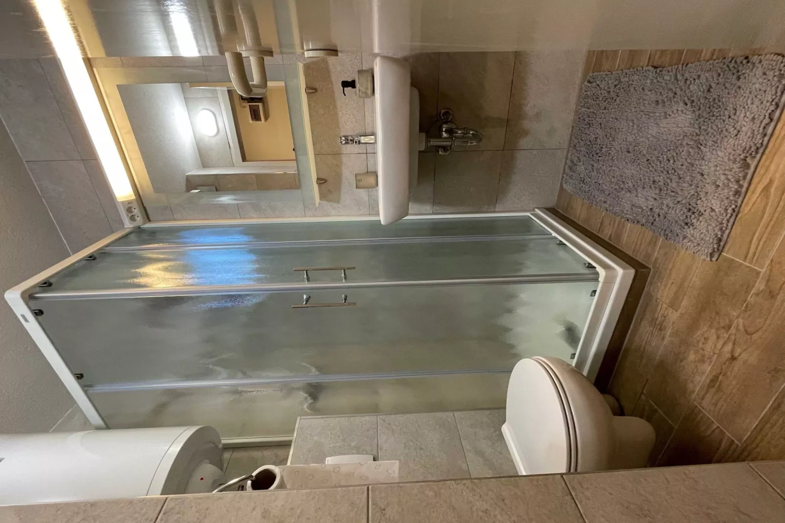 Rustic and Radiant Retreat Apartments with Terrace - Classic One Bedroom Apartment with Terrace (owner app 12)-Bathroom