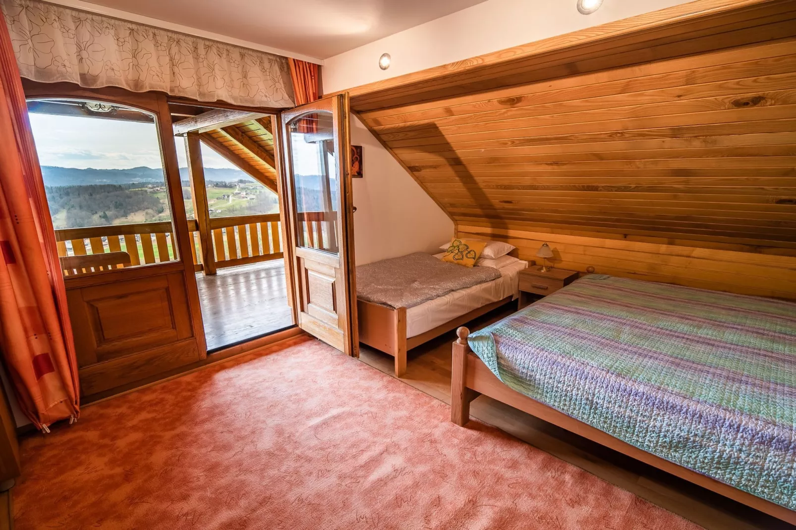 Vivid Hillside Country House with Hot-Tub and Sauna - Two Bedroom Country House-Bedroom