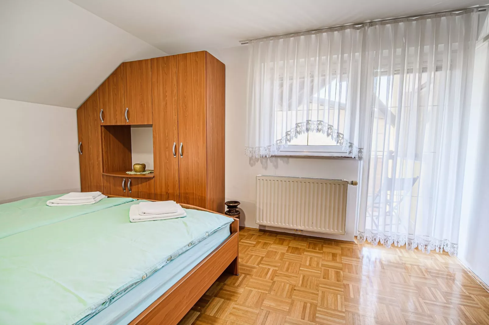 Sunny and Spacious Apartments with Terrace near Water Park - Three Bedroom Apartment with Terrace-Bedroom