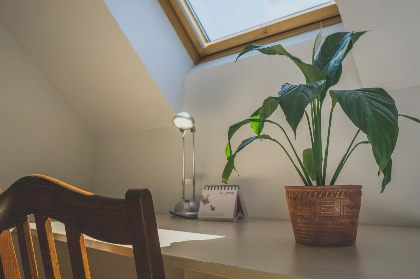 Comfortable Apartment with Mountain View - One Bedroom Apartment-Schlafzimmer