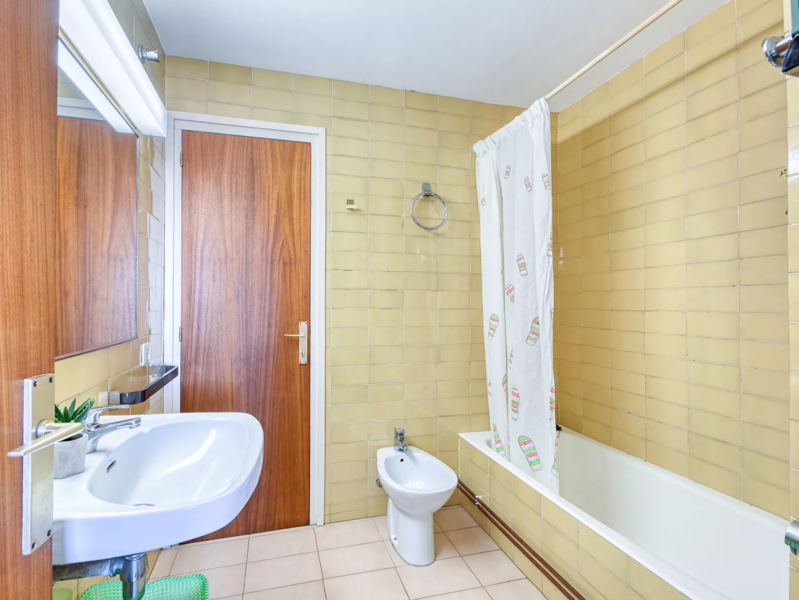 Mirador del Pedró-Inside