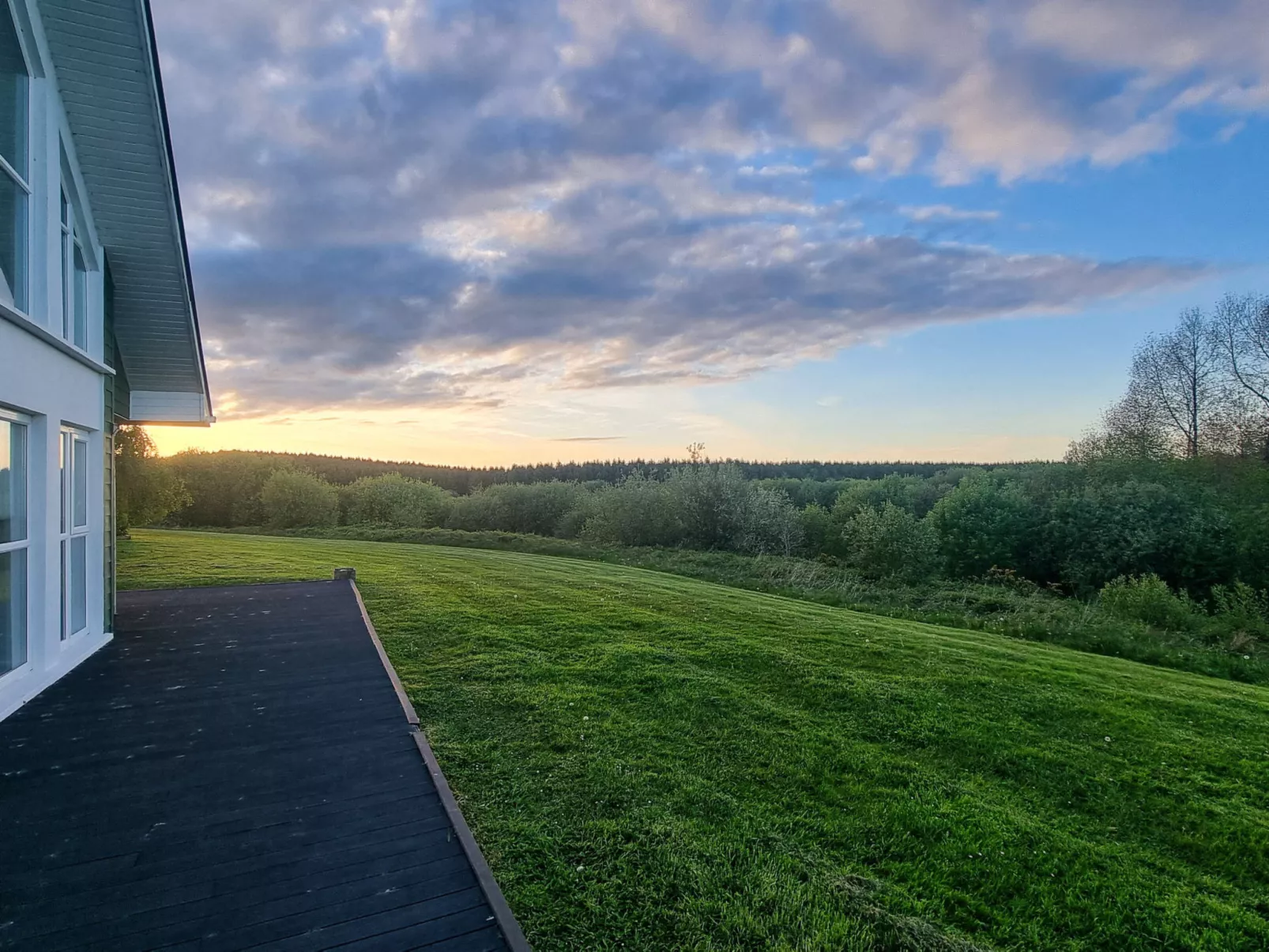 Riverrun Holiday Homes No 15-Outside