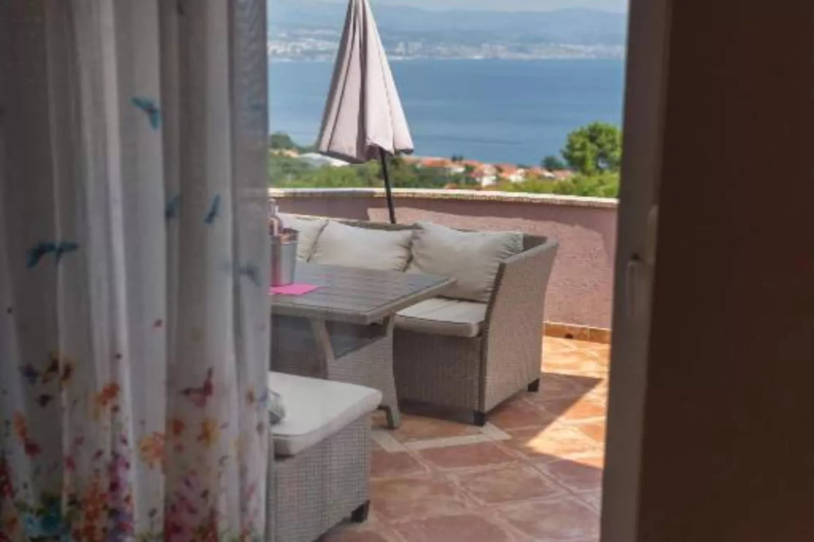 Apartments Melanie - Oprić Hills  Three bedroom apartment with balcony and sea view (A)-Terrasse/Balkon