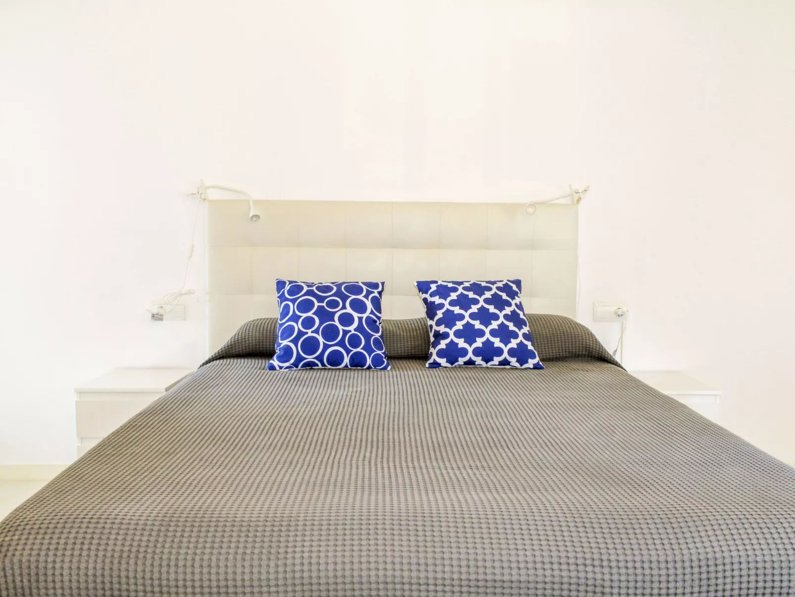 Sol Pins Tamariu-Inside