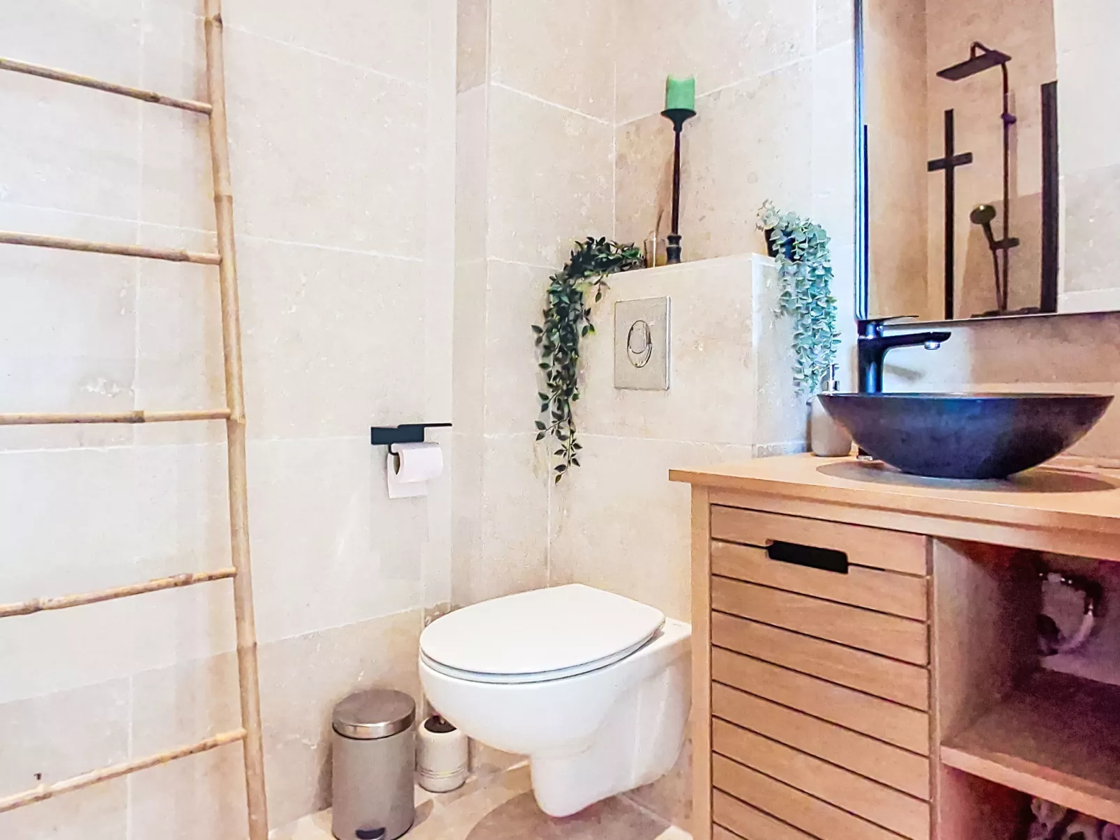 Villa Mireille-Inside