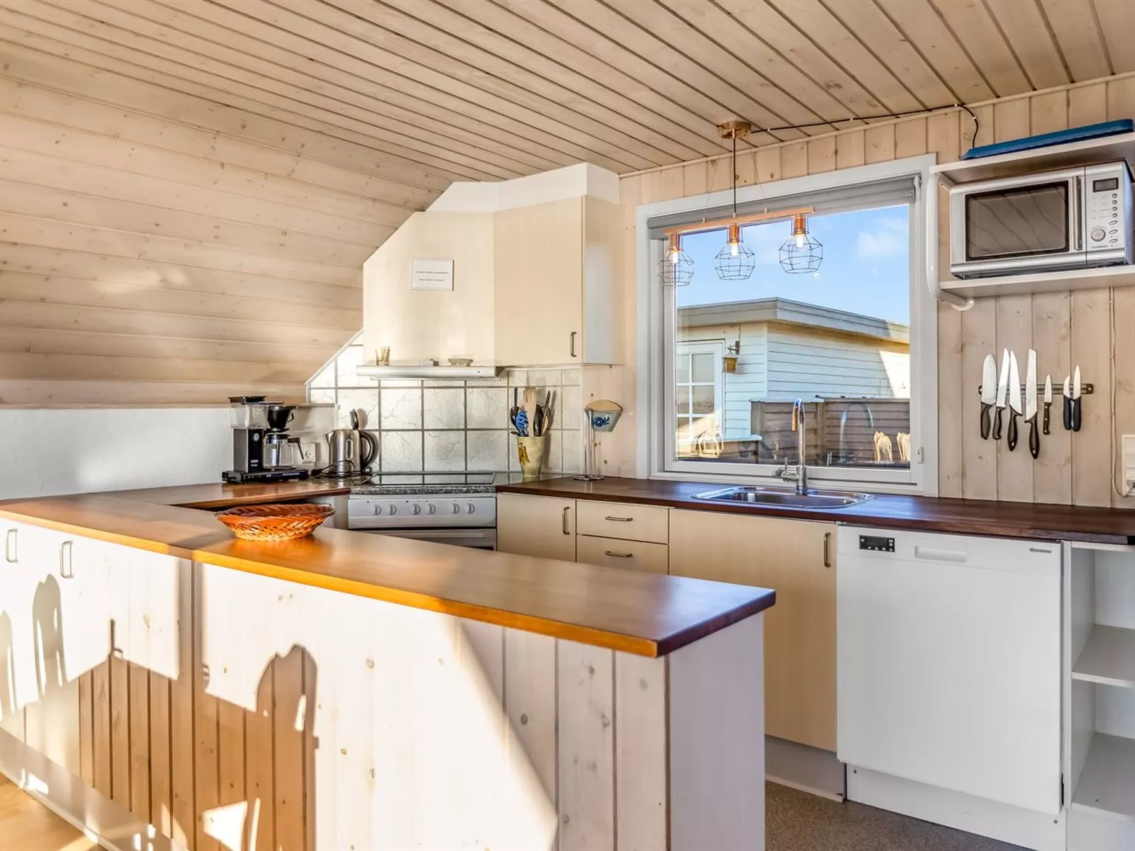 "Elisabete" - 600m from the sea-Dedans