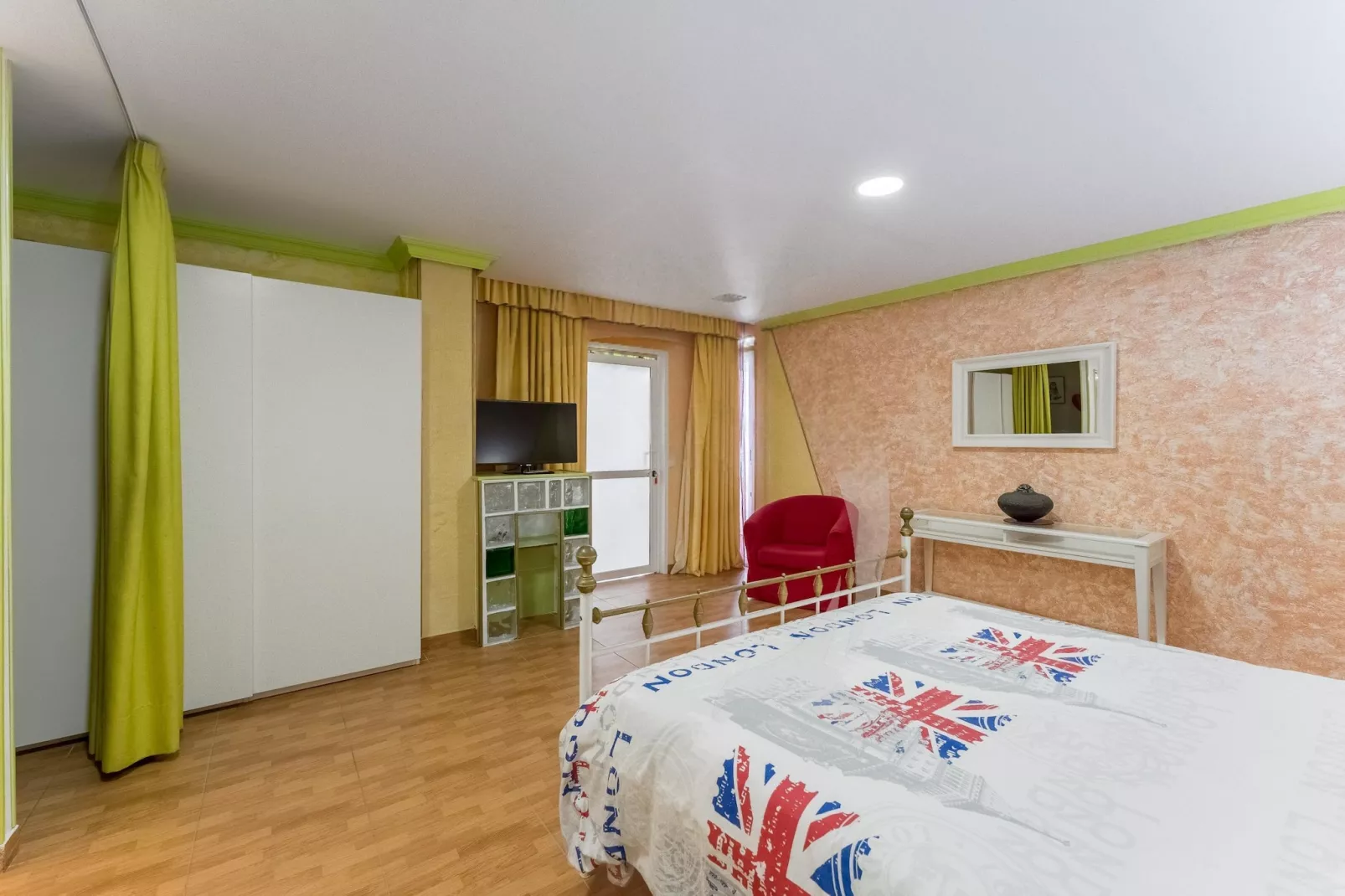 Delfin 69 2d-Chambre