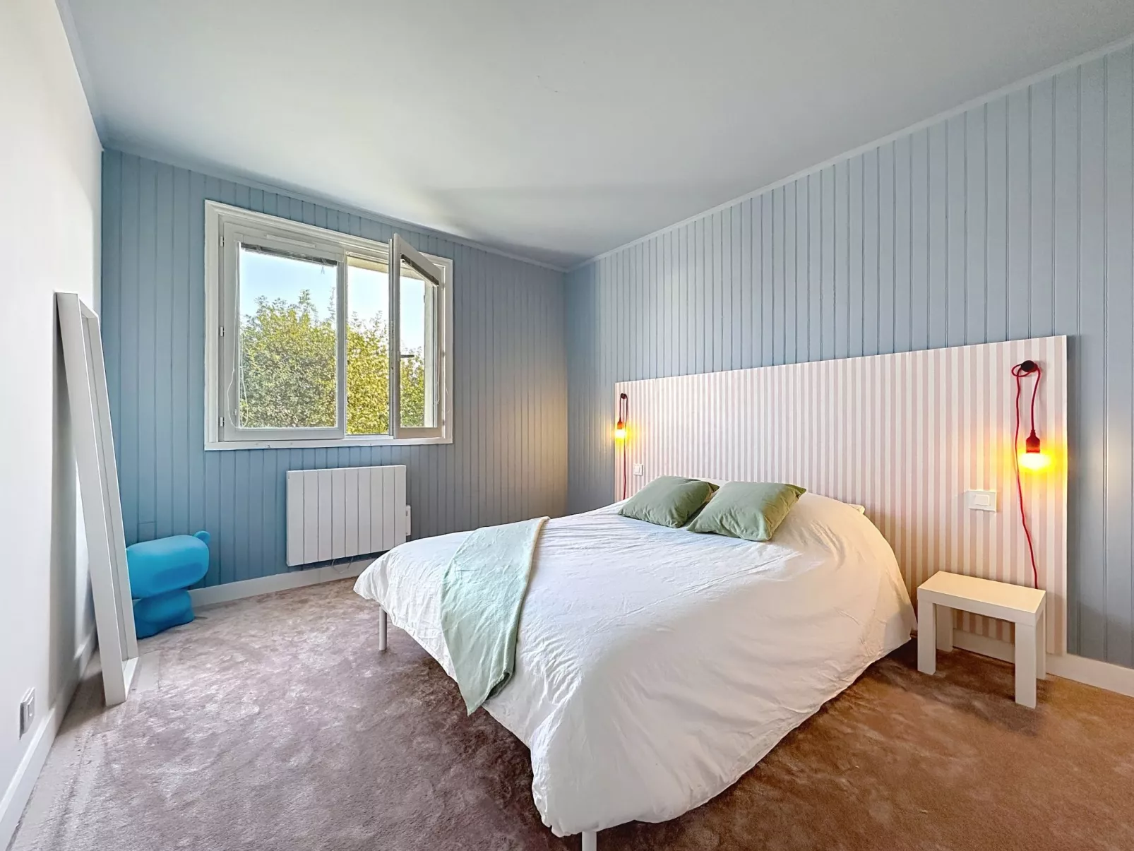 Ma Petite Mer-Dedans