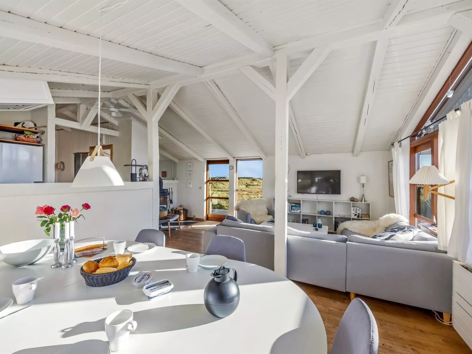 "Sigbritt" - 750m from the sea-Inside