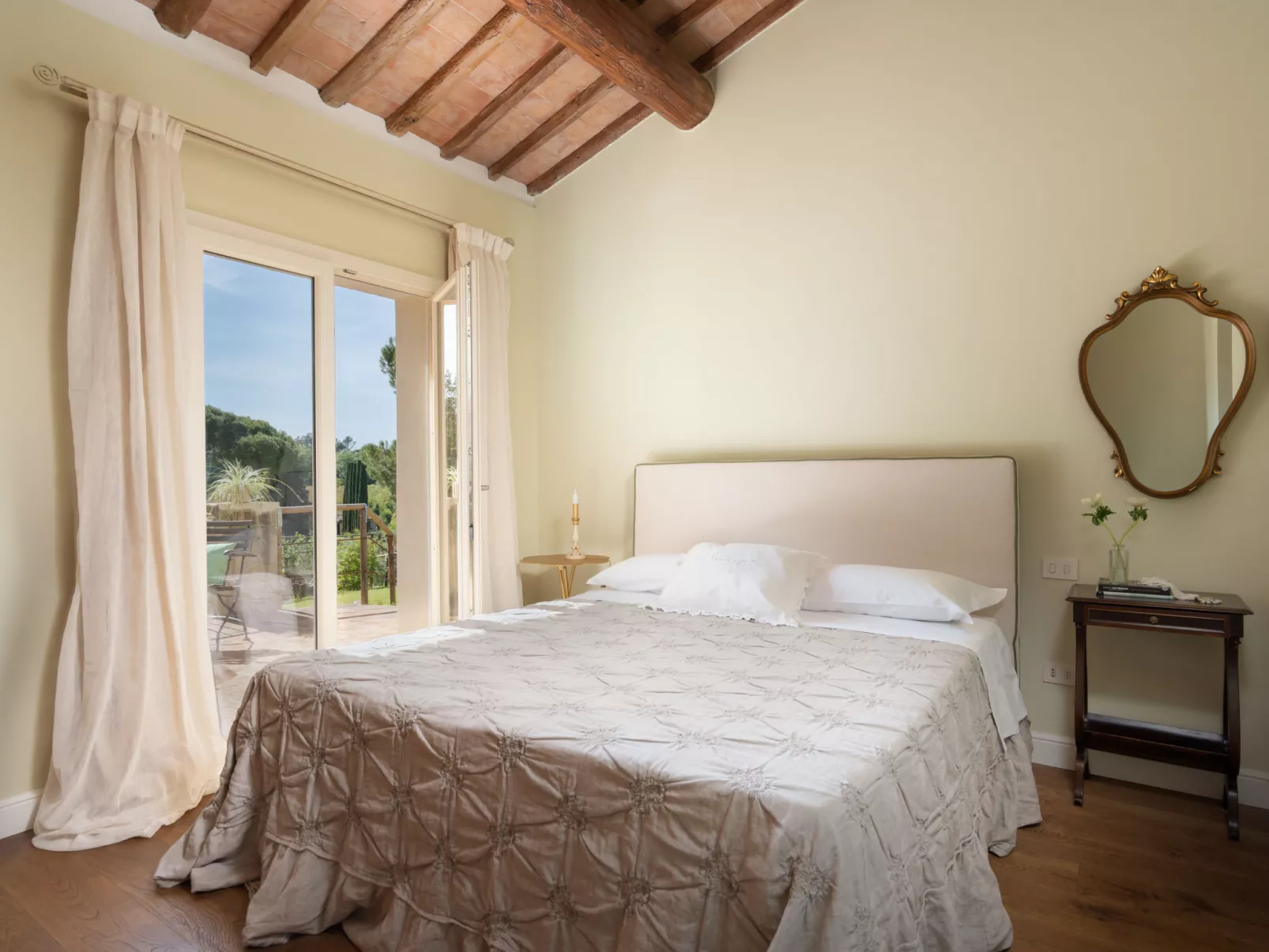 Villa Oliva-Inside