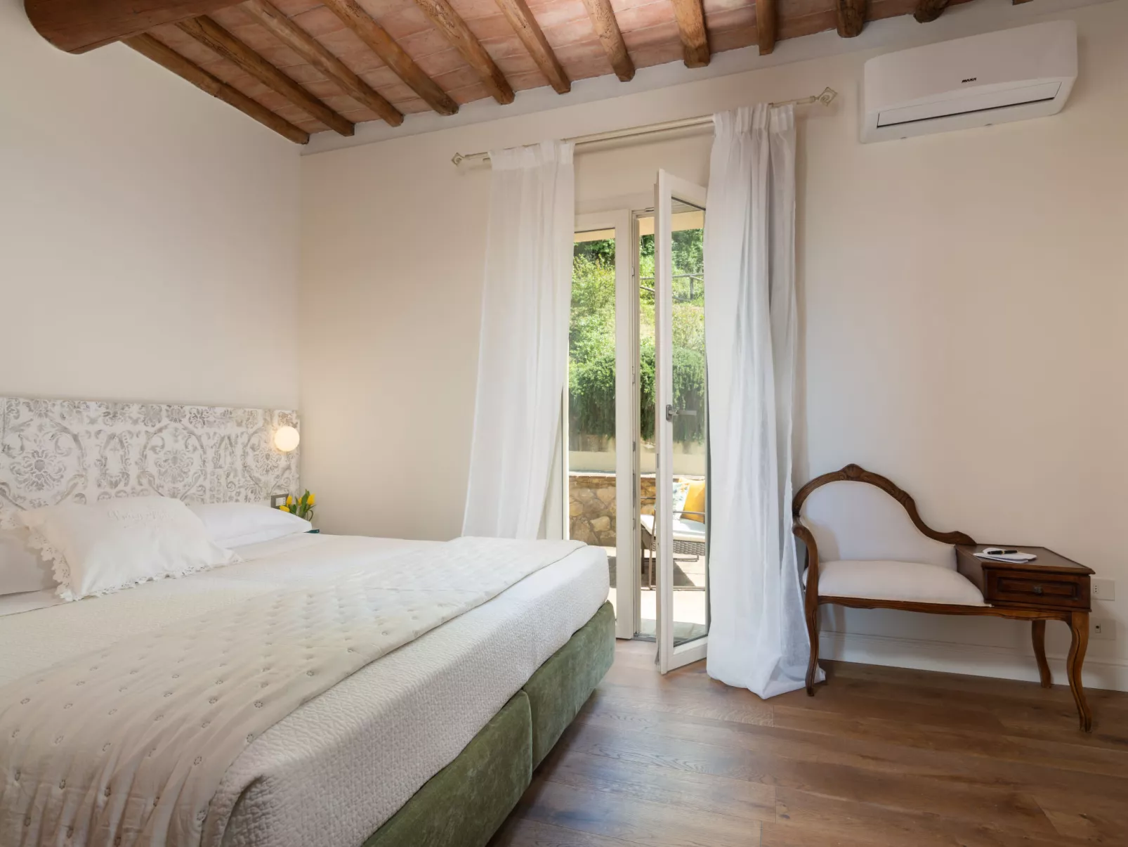 Villa Oliva-Inside