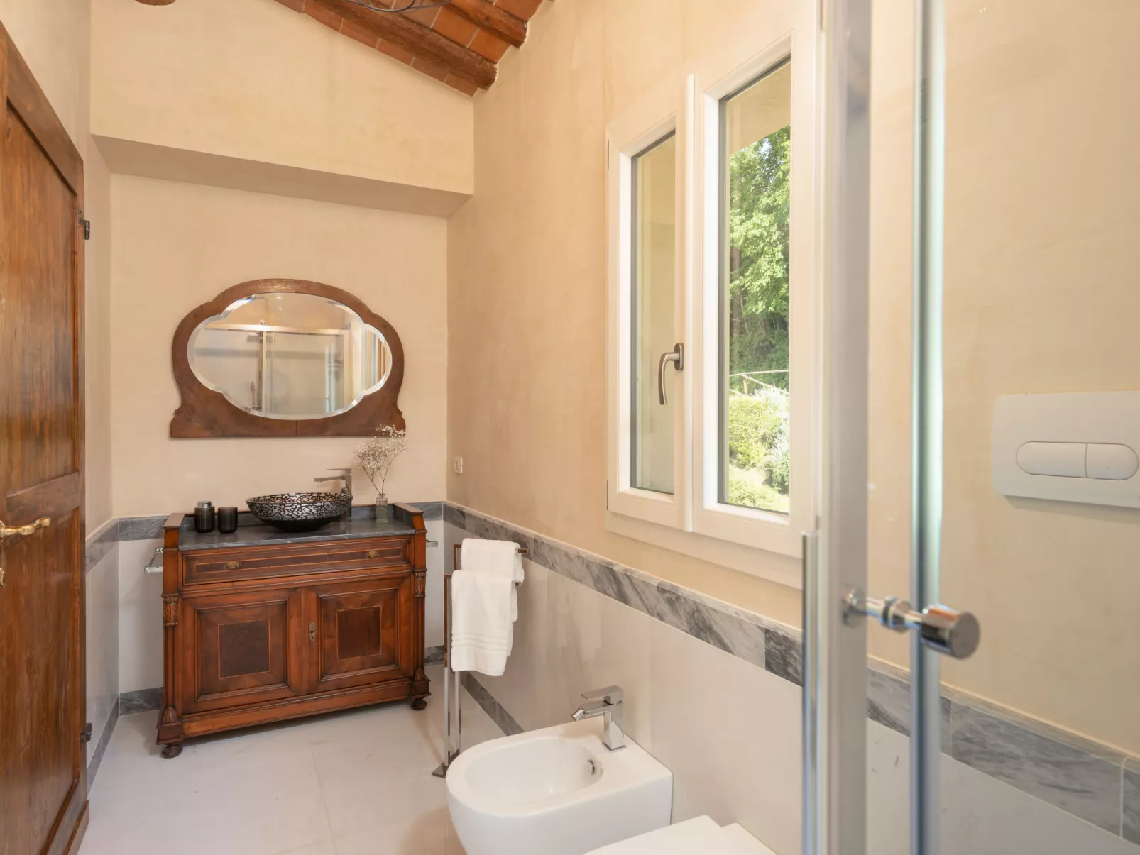 Villa Oliva-Inside